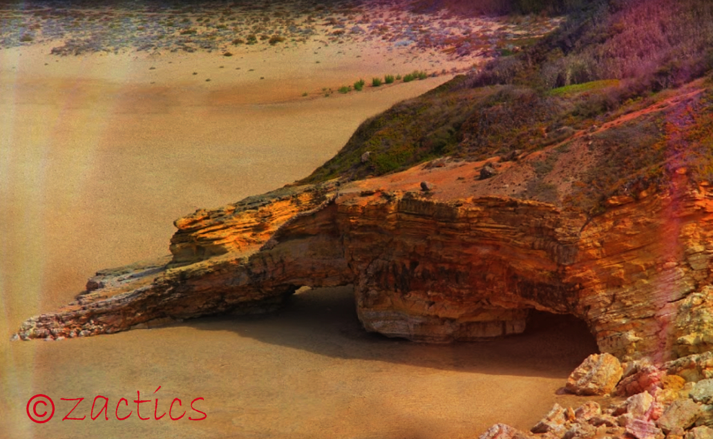 Forno de Orca Cave