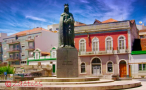 Estátua de Rainha Dona Leonor